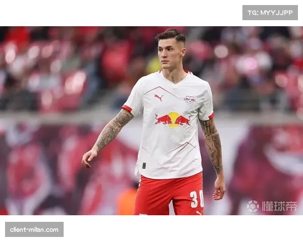 曼联新援谢什科训练中遭遇肌肉拉伤 预计缺席三周恢复期